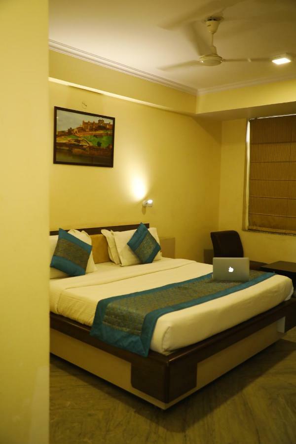 The Prime Hotel Jaipur Bagian luar foto