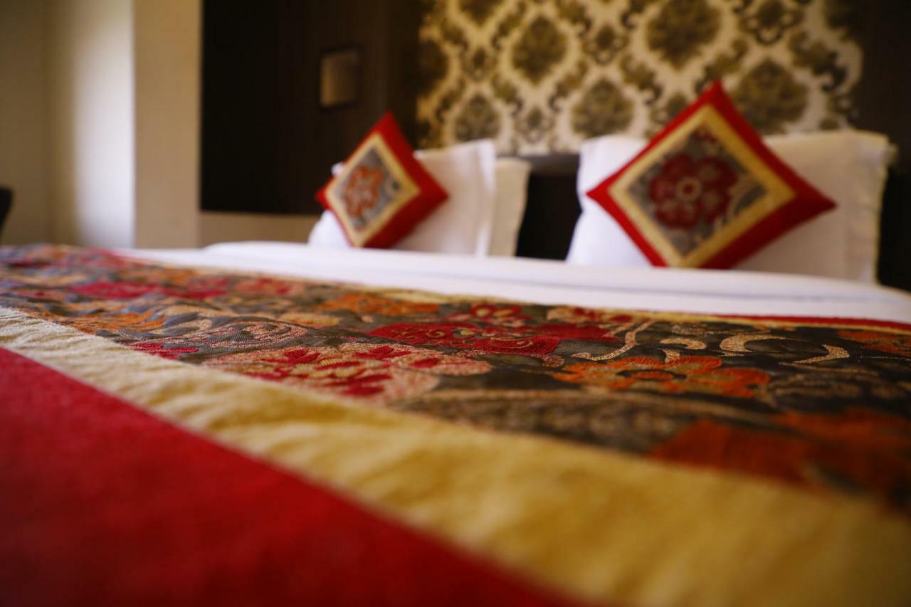 The Prime Hotel Jaipur Bagian luar foto