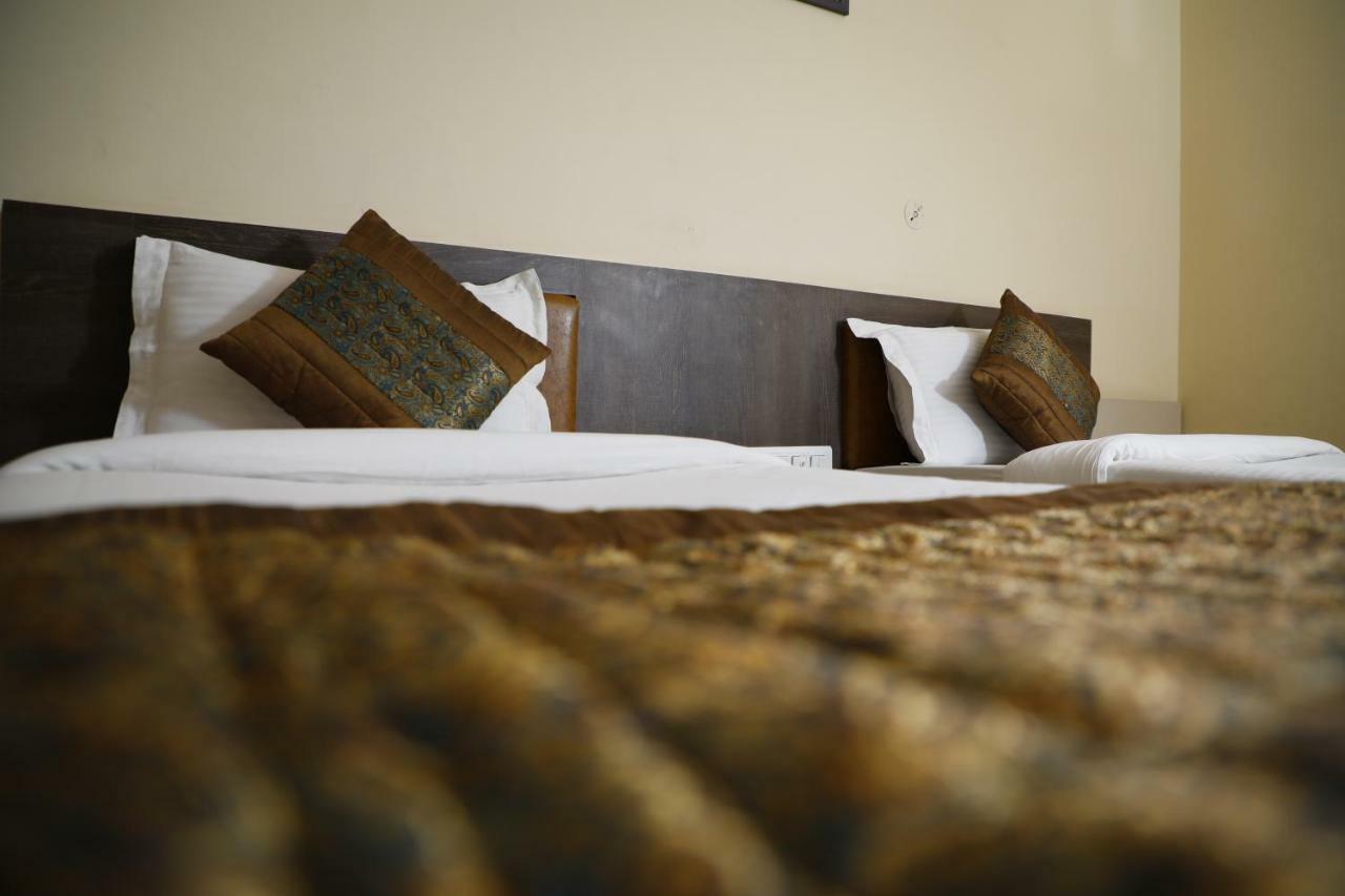 The Prime Hotel Jaipur Bagian luar foto