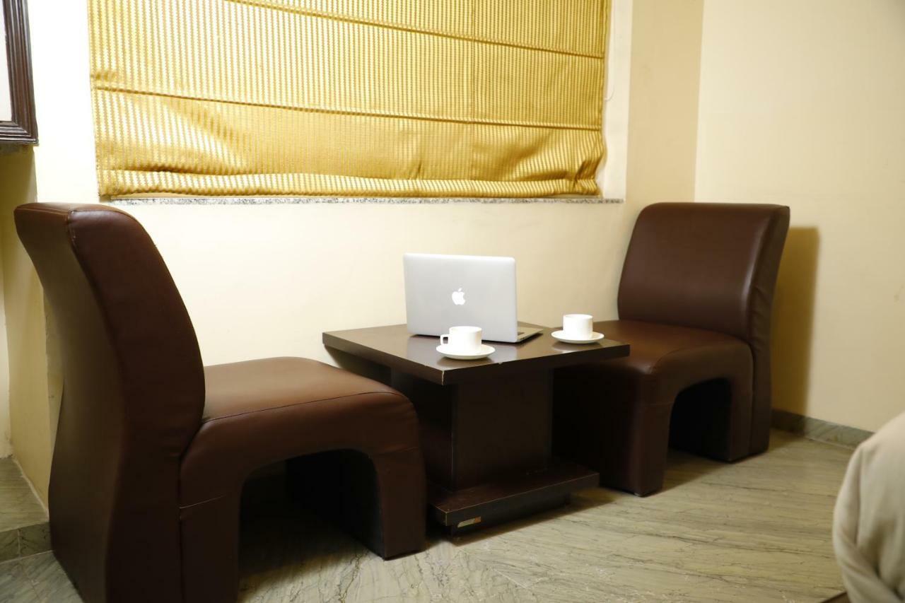 The Prime Hotel Jaipur Bagian luar foto